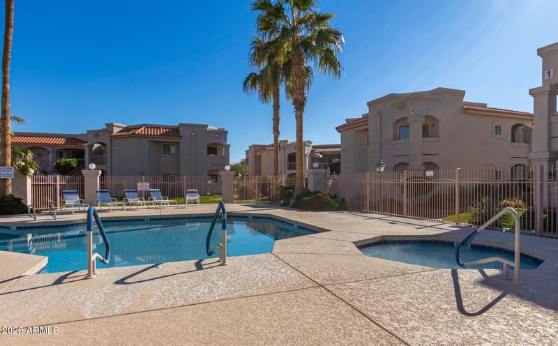 9151 W Greenway Rd #170, Peoria, AZ 85381