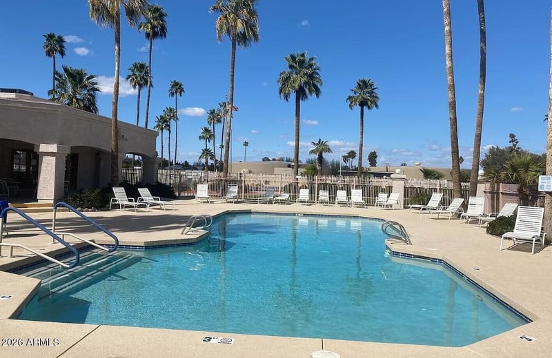 9151 W Greenway Rd #170, Peoria, AZ 85381