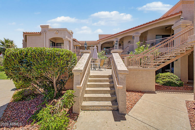 9151 W Greenway Rd #224, Peoria, AZ 85381