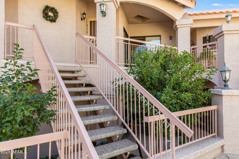 9151 W Greenway Rd #252, Peoria, AZ 85381