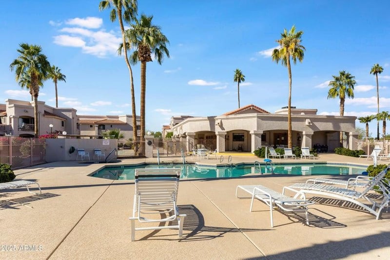 9151 W Greenway Rd #252, Peoria, AZ 85381