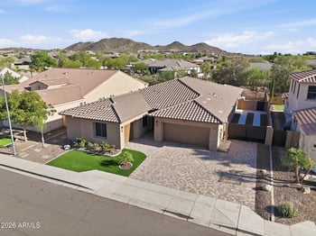 9151 Quail Track Dr, Peoria, AZ 85383