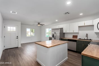 9155 Adams St, Tolleson, AZ 85353