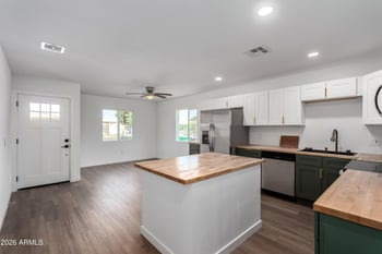 9155 Adams St, Tolleson, AZ 85353