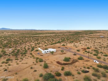 9156 Thornton Rd, Casa Grande, AZ 85193