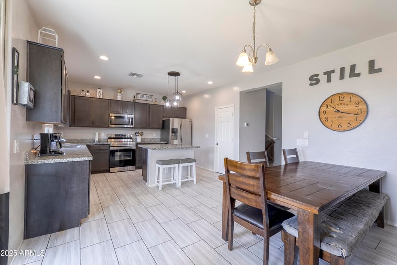 9158 98th Dr, Peoria, AZ 85345