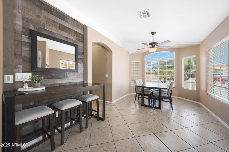 9159 Kings Ave, Peoria, AZ 85382