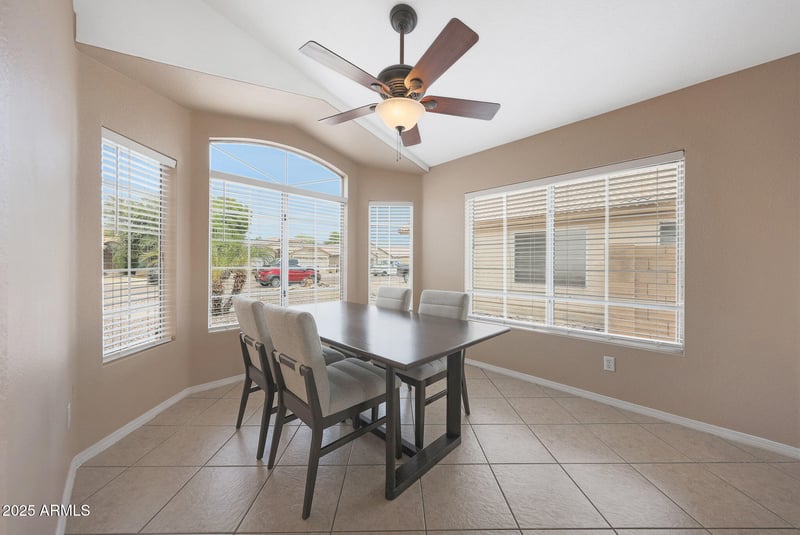 9159 Kings Ave, Peoria, AZ 85382