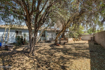 916 E Cambridge Ave, Phoenix, AZ 85006