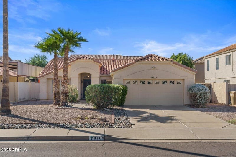 9163 Saint John Rd, Peoria, AZ 85382