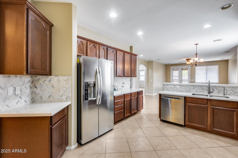 9165 Mine Trl, Peoria, AZ 85383