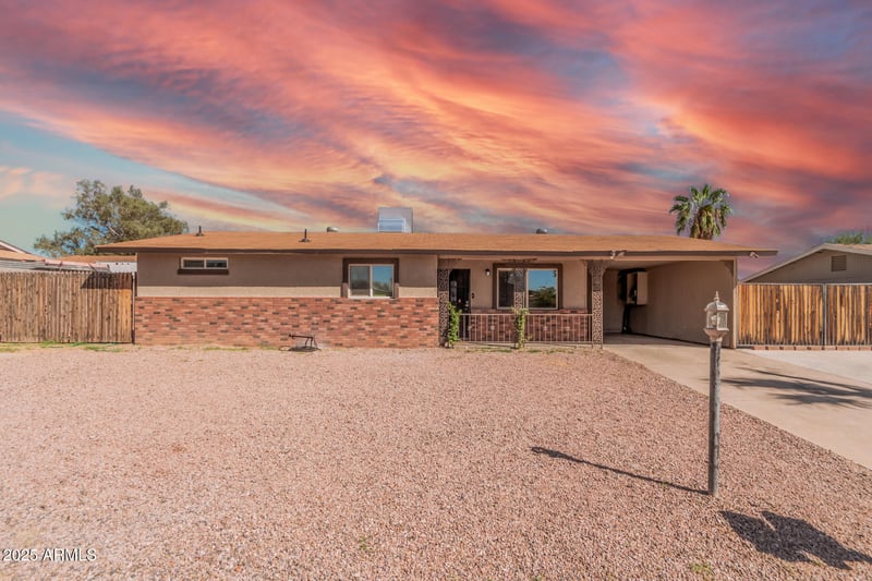 917 95th St, Mesa, AZ 85207