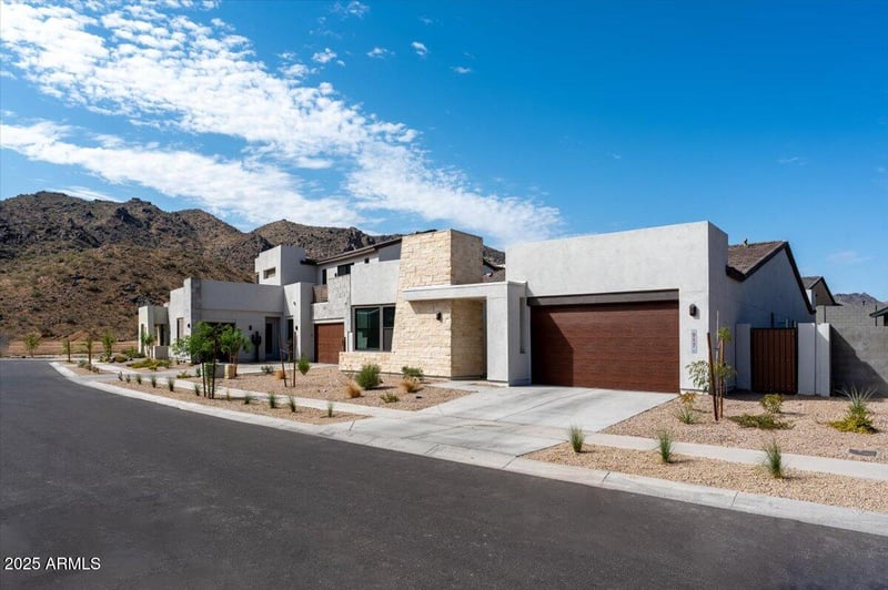 917 Buist Ave, Phoenix, AZ 85042