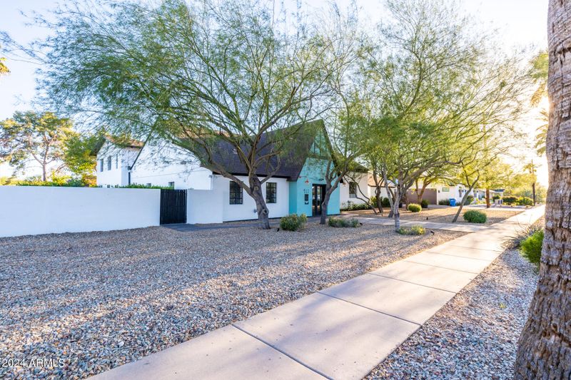 917 E Sheridan St, Phoenix, AZ 85006