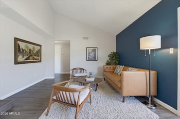 917 Hacienda Dr, Tempe, AZ 85281