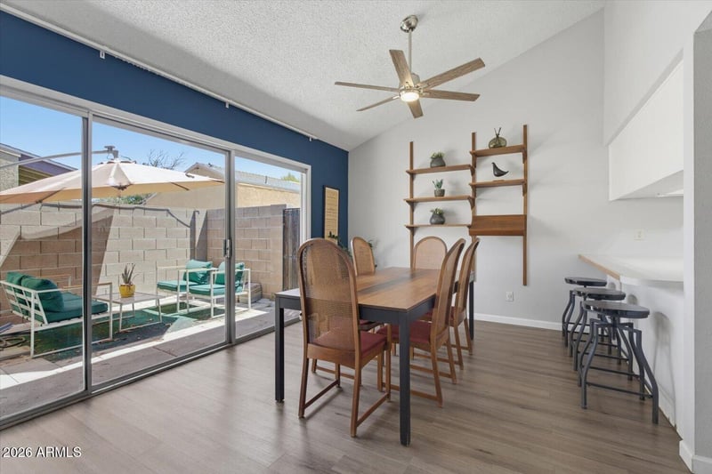 917 Hacienda Dr, Tempe, AZ 85281