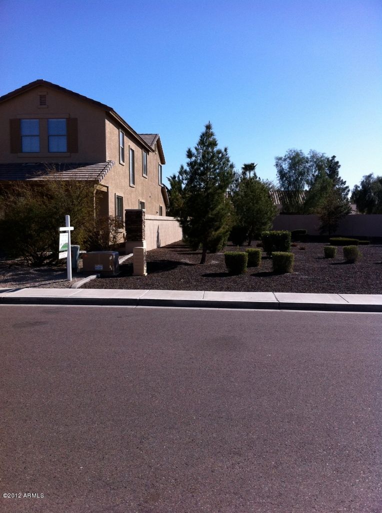 917 W Glenmere Dr, Chandler, AZ 85225