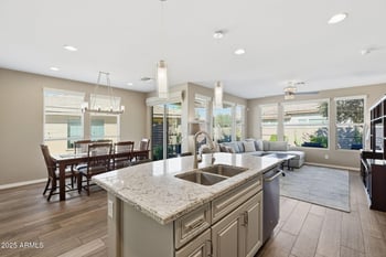 918 Cobble Stone Dr, Queen Creek, AZ 85140