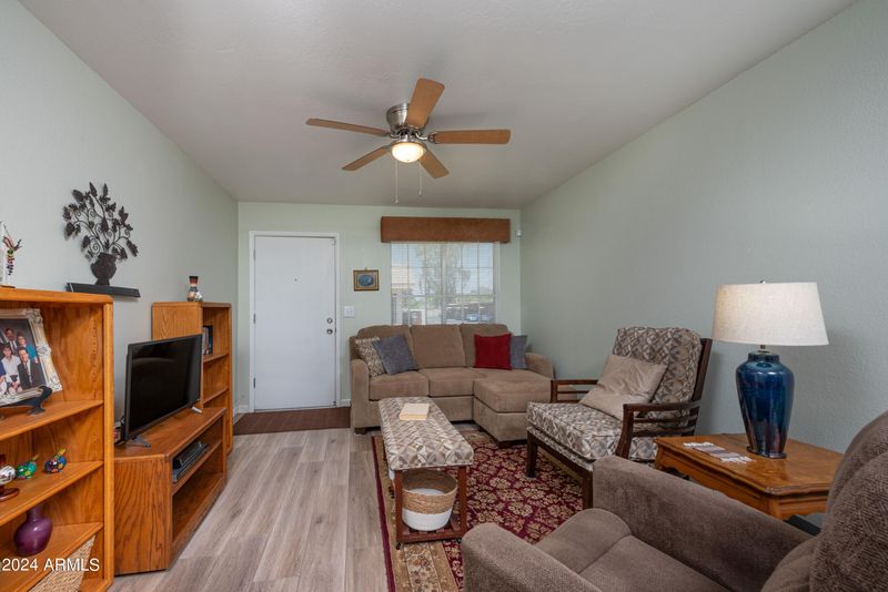 918 E Shobe Dr, Tempe, AZ 85283