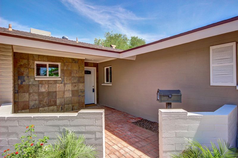 918 E Wesleyan Dr, Tempe, AZ 85282
