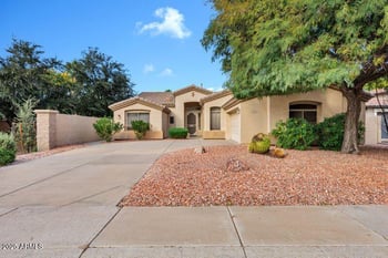 918 Loma Vista St, Gilbert, AZ 85295