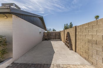 918 Marlboro Cir, Chandler, AZ 85225