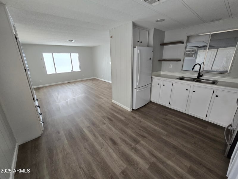 918 Evangeline Ave, Mesa, AZ 85208