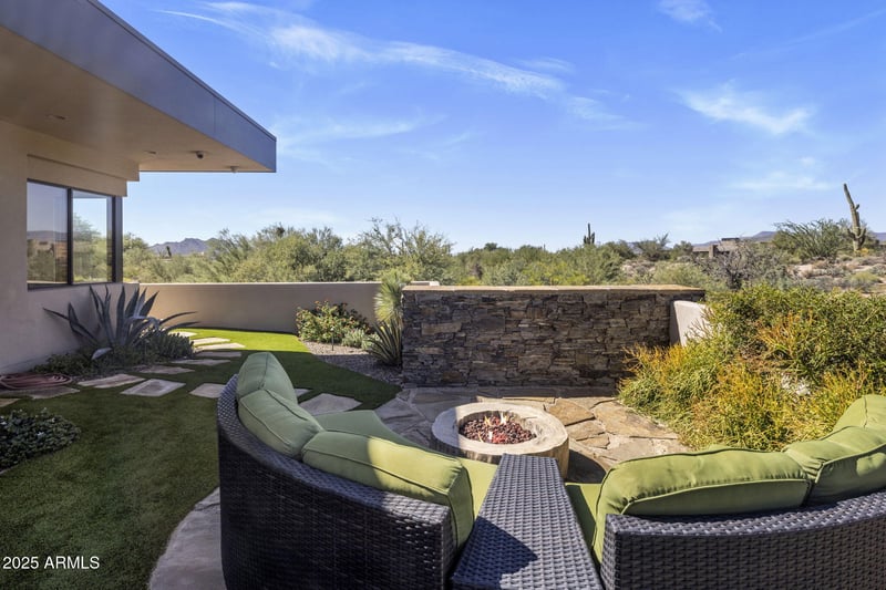 9180 E Happy Hollow Dr, Scottsdale, AZ 85262