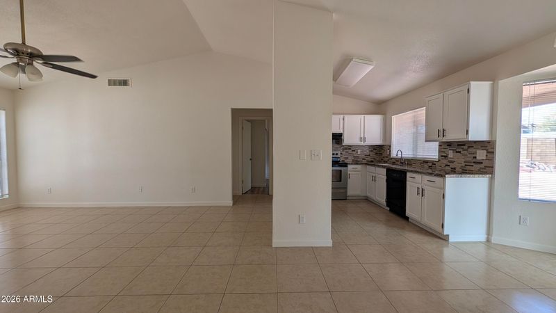 9187 N 84th Ave, Peoria, AZ 85345