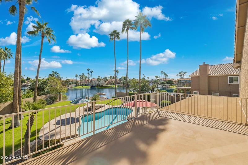 919 Paradise Dr, Gilbert, AZ 85233