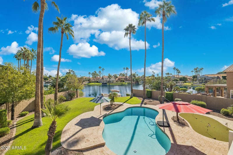 919 Paradise Dr, Gilbert, AZ 85233