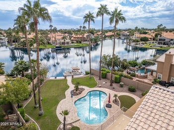 919 Paradise Dr, Gilbert, AZ 85233