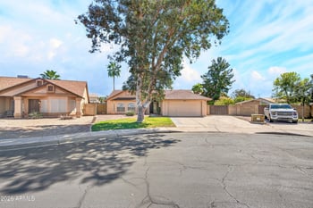 919 Starling Dr, Gilbert, AZ 85234