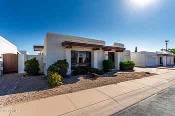 919 Villa Maria Dr, Phoenix, AZ 85022