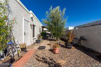 919 Villa Maria Dr, Phoenix, AZ 85022