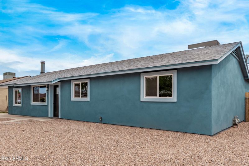 92 W Ely Ln, Avondale, AZ 85323