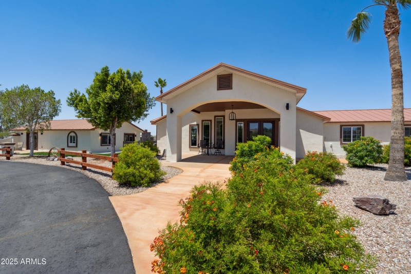920 104th St, Mesa, AZ 85207