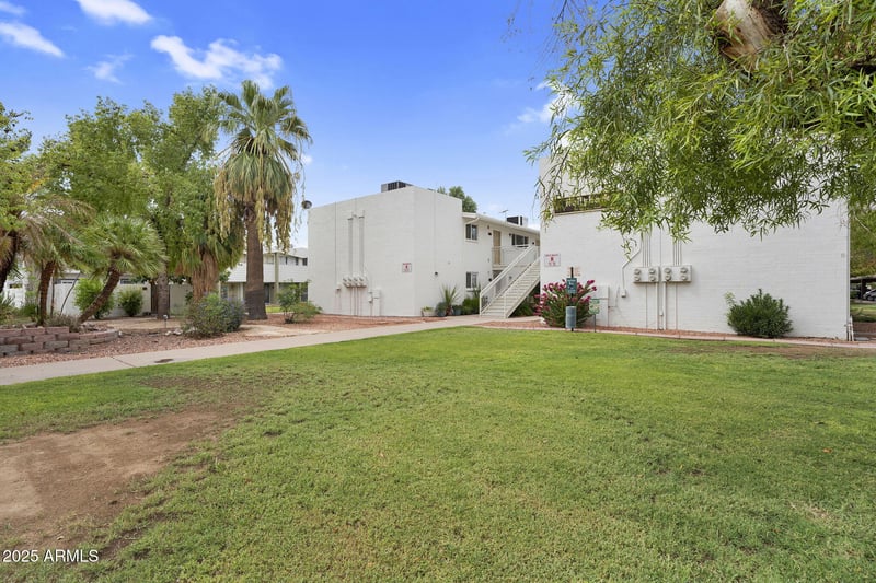 920 82nd St #H12, Scottsdale, AZ 85257
