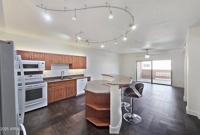 920 Devonshire Ave #2009, Phoenix, AZ 85014