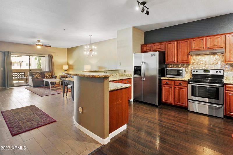 920 E Devonshire Ave #2018, Phoenix, AZ 85014