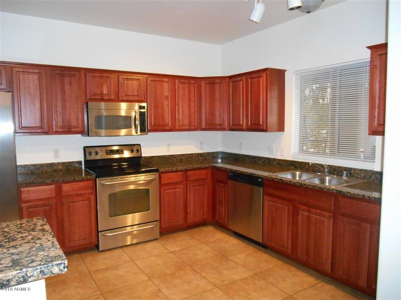 920 E Devonshire Ave #2028, Phoenix, AZ 85014