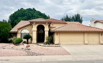 920 Iris Dr, Gilbert, AZ 85233