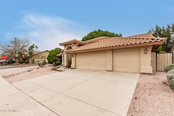 920 Iris Dr, Gilbert, AZ 85233