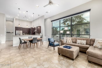 920 Mitchell Dr #101, Phoenix, AZ 85014