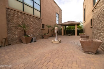 920 Mitchell Dr #103, Phoenix, AZ 85014