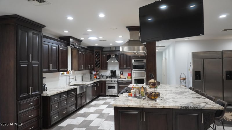 920 Tamarisk St, Phoenix, AZ 85041