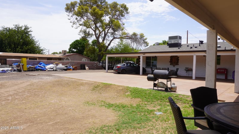 920 Tamarisk St, Phoenix, AZ 85041
