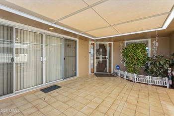 9201 W Elkhorn Dr, Sun City, AZ 85351
