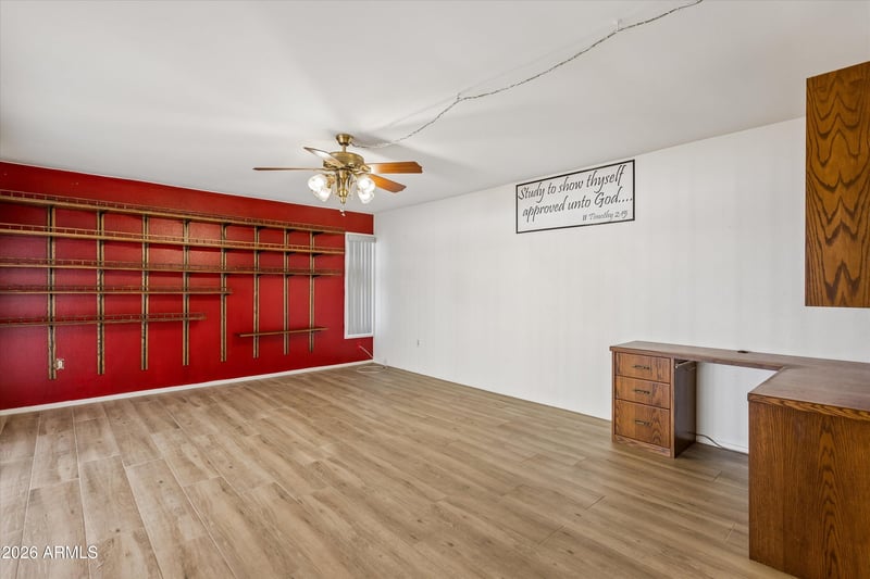 9201 W Elkhorn Dr, Sun City, AZ 85351