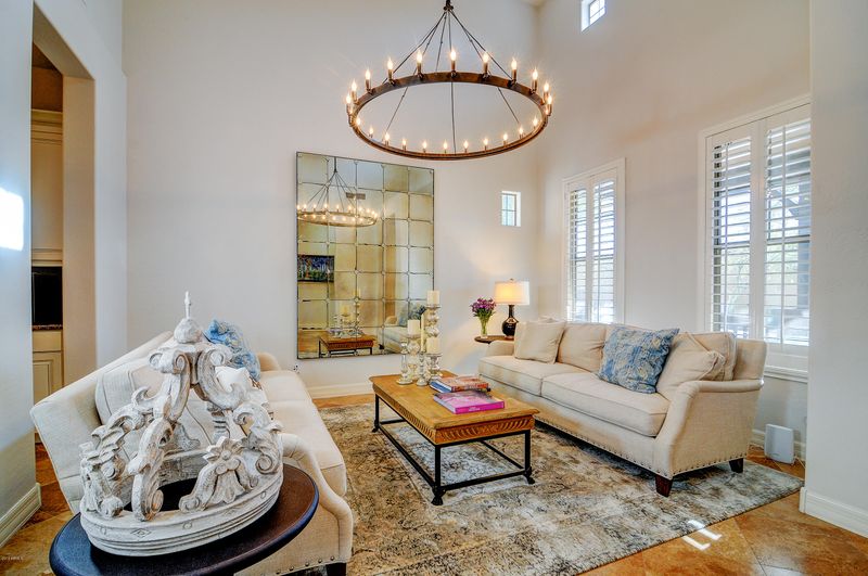 9202 E Via De Vaquero Dr E, Scottsdale, AZ 85255